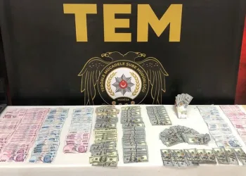 Manisa’da FETÖ operasyonu: 14 gözaltı