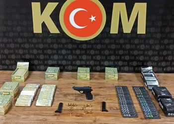 Sakarya’da kaçak tütün operasyonu: 5 gözaltı