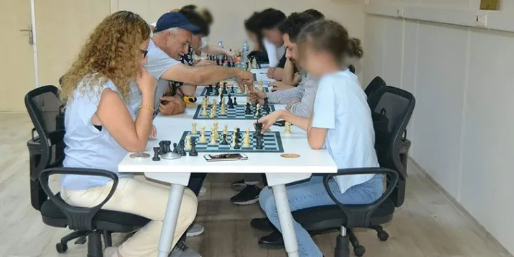 Bursa’da suça sürüklenen çocuk ve kadınlara ödül