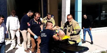Bursa’da yük asansörü düştü; 1 ağır yaralı