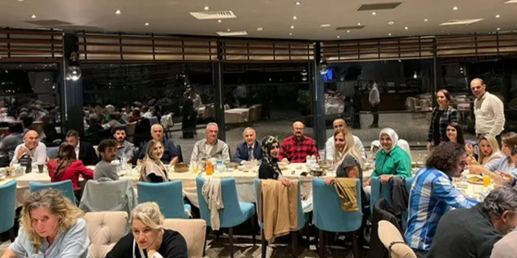 Üniversite-Okul işbirliğine örnek organizasyon