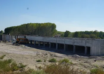 Meriç Nehri’ndeki santral, elektrik üretimine başlıyor