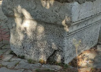 Bursa’da tarihi taş 2 bin yıllık şampiyonu ortaya çıkardı