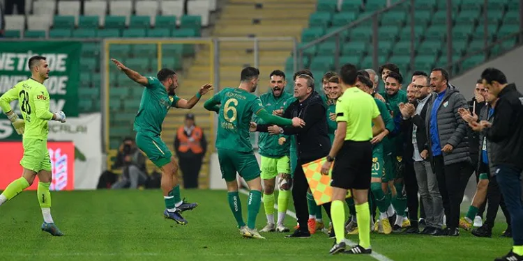 Bursaspor’da ilk 11’in vazgeçilmez oyuncuları