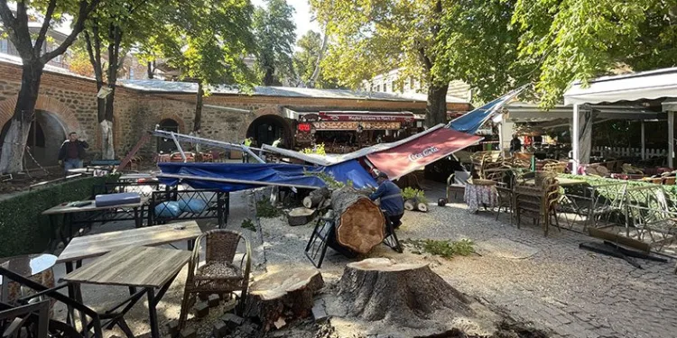 Tarihi Koza Han’da facianın eşiğinden dönüldü