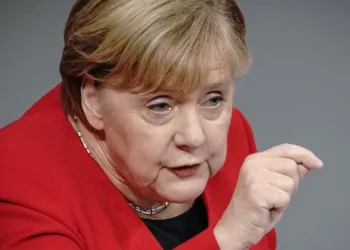 Merkel’e “Nansen Mülteci Ödülü”