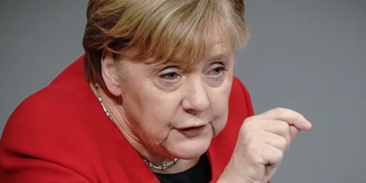Merkel’e “Nansen Mülteci Ödülü”