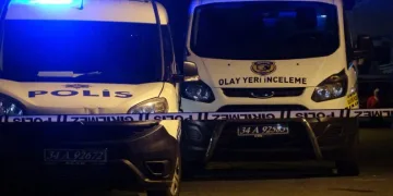 Seyir halindeki araçtan kurşun yağdırdılar