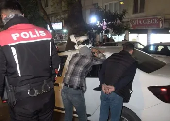 Bursa’da şüpheli araçtan uyuşturucu çıktı