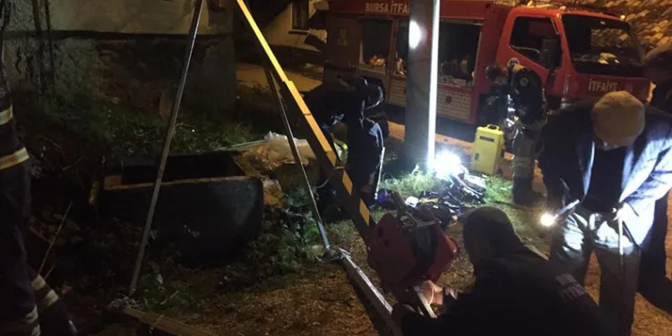 Bursa’da 11 metre derinde koyun kurtarma operasyonu