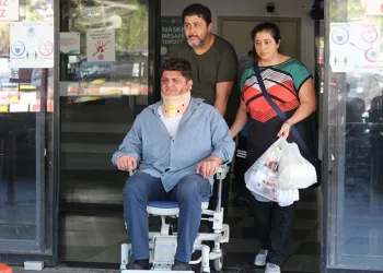 İzmir’de doktora sopalı saldırı