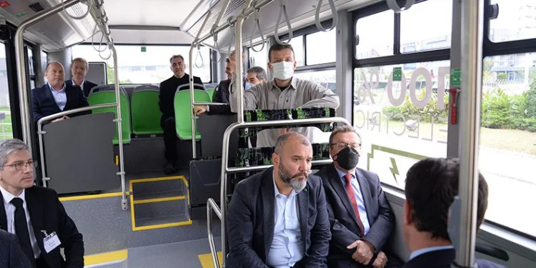 BUÜ-Karsan işbirliği araç teknolojilerini ileri taşıyacak