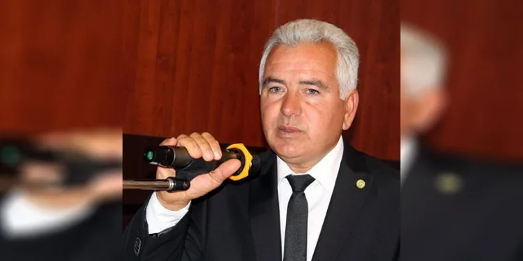 Hakkı Çetin güven tazeledi