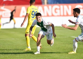 Bursaspor’da ilk deplasman galibiyeti