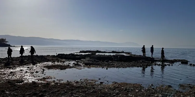 Yasağa aldırmadan öz çekim yaptılar