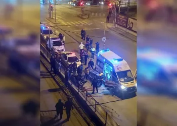 Bıçaklı şaka kanlı bitti