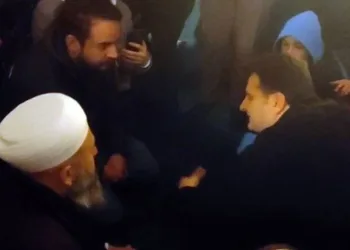 ABD’li turist, Ayasofya’da müslüman oldu
