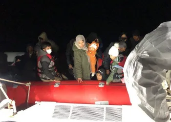 181 düzensiz göçmen kurtarıldı