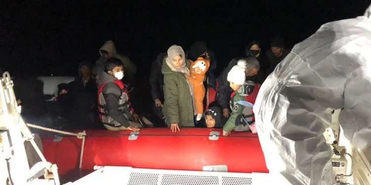 181 düzensiz göçmen kurtarıldı