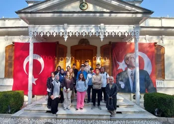 Gençlik, Bursa’da yollarda