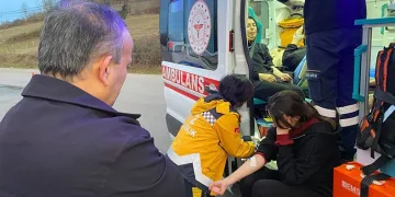 Yolcu otobüsü devrildi: 39 yaralı