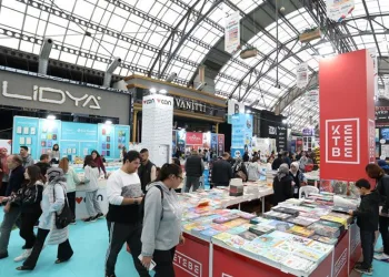 İnegöl kitap günleri tüm coşkusuyla sürüyor