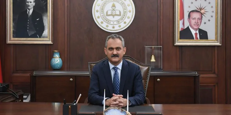 Bakanı Özer’den Öğretmenler Günü mesajı