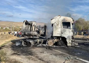 Ağrı’da feci kaza: 7 ölü, 8 yaralı