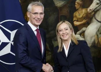 Stoltenberg: “Rusya ağır baskı altında”