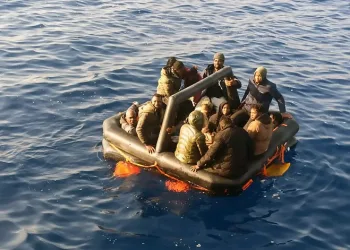 Marmaris’te 37 düzensiz göçmen kurtarıldı