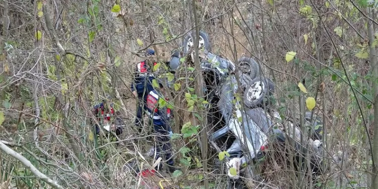 Bursa’da kontrolden çıkan otomobilde 1 ölü 1 yaralı