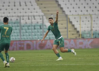 Bursaspor’da Ertuğrul Kurtuluş 2 hafta oynamayacak