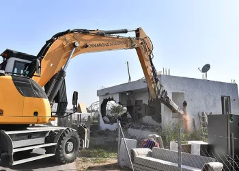 Osmangazi’de kaçak binalar yıkılıyor