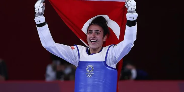 Bursalı sporcu Hatice Kübra İlgün dünya üçüncüsü