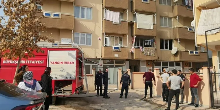 Bursa’da yangın! Anne ve oğlu ölümden döndü
