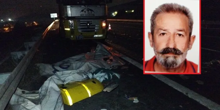 Arızalanan aracından inen sürücüye kamyon çarptı