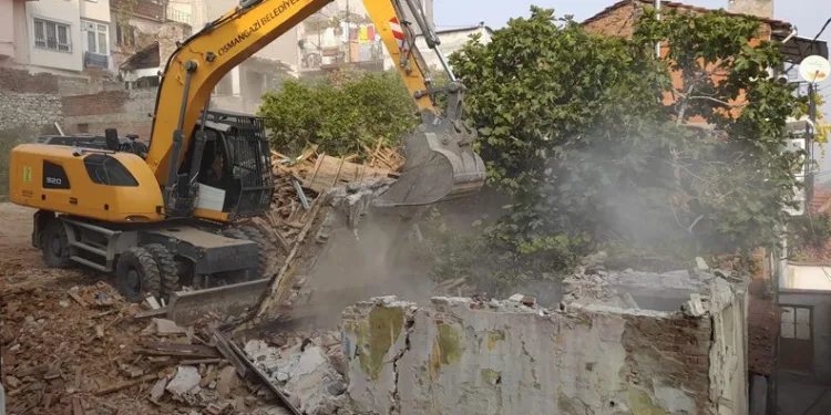 Osmangazi’den nefes aldıran yıkım
