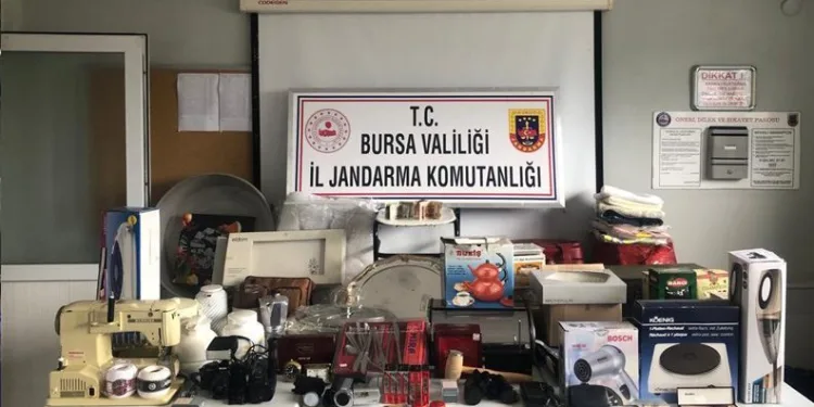 Bursa’da 71 suçtan kaydı olan hırsızlık zanlısı yakalandı