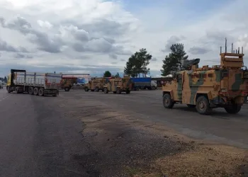 Suriye sınırında askeri araç hareketliliği