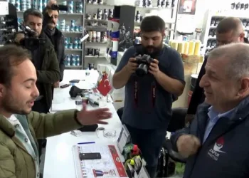 Ümit Özdağ’a Kilis’te “Suriyeli” tepkisi