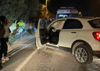 Bursa’da otomobil ile motosiklet çarpıştı