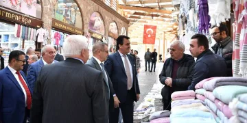 Başkan Dündar, “Esnaf dostu bir belediyeyiz”