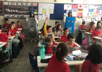 Mustafakemalpaşa Belediyesi sıfır atık eğitimlerine başladı