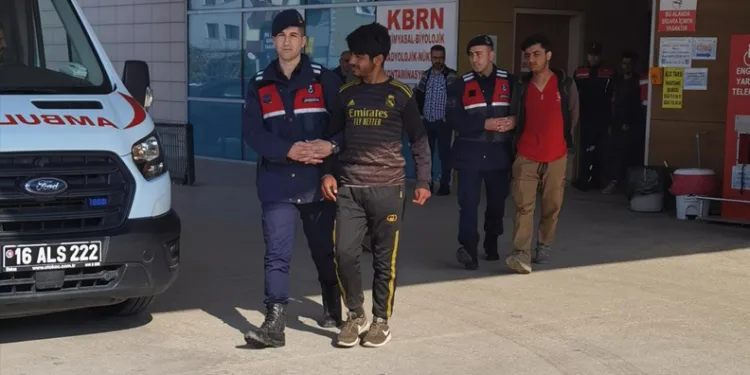 Bursa’da 10 kaçak göçmen yakalandı