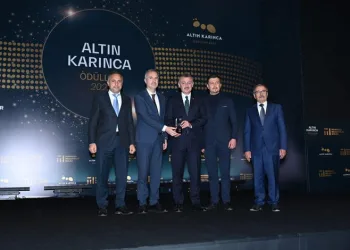 İnegöl Belediyesi’ne ‘Afet Çantası’ ödülü