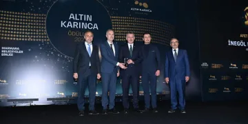 İnegöl Belediyesi’ne ‘Afet Çantası’ ödülü