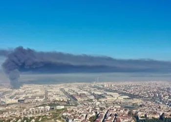 Bursa’daki fabrika yangını ile ilgili hava kirliliği uyarısı