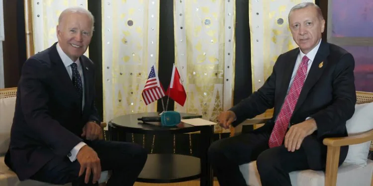 Cumhurbaşkanı Erdoğan, Biden ve Macron ile görüştü