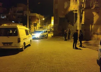 Komşu kavgasında kan aktı: 1 ölü, 3 yaralı