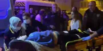 Bursa’da tartıştıkları kadını ayağından vurdular